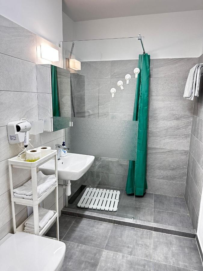 Lovely Apartment In Beautiful #Tirgu Mures At Maurer Residence Târgu-Mureş エクステリア 写真